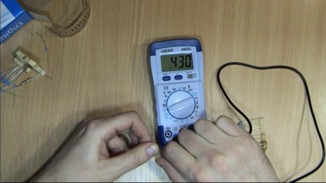 Мультиметр A830L