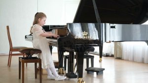 Бурнам"Кружащиеся листья" Маше 6 лет