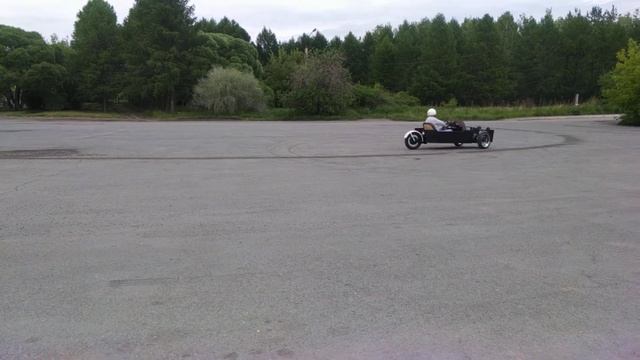 Электро трицикл тесты на площадке. смотреть онлайн