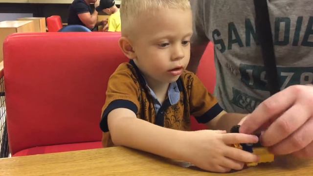 Бургер Сити в Н. Каховке и развлекательная комната 6.07.2018 смотреть онлайн