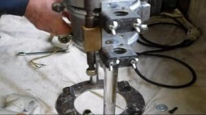 Самодельный ручной фрезер по дереву за копейки - круче брендовых!