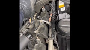 Замена прокладки клапанной крышки BMW F30 B46