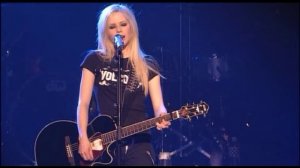 Avril Lavigne - Live At Budokan 2005 - Nobody's Home