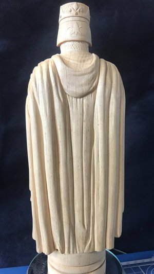 Резьба шахматного короля 2 часть  (детализация и обзор инструмента для резьбы)