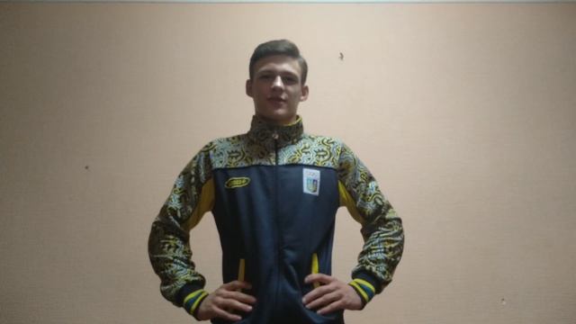 10 простых и эффектных элементов на турнике  видео 2 смотреть онлайн