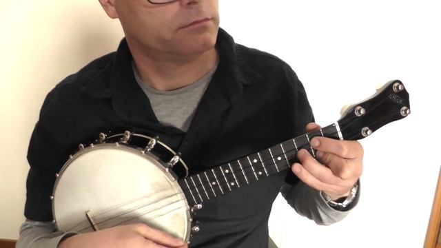 Grandad's Flannelette Nightshirt uke solo tutorial смотреть онлайн