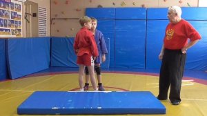 Броски через бедро с падением (варианты)