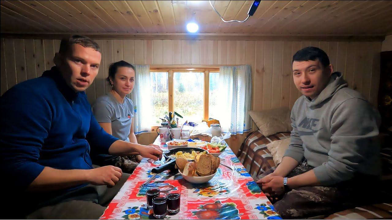 Ч.2 Путник в нашей избе. Обустройство бани. Осенний сезон закрыт.