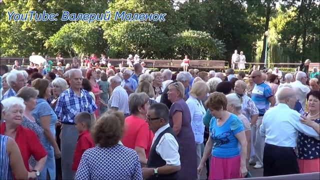 Наша ДИСКОТЕКА! Включаем и ТАНЦУЕМ!!! смотреть онлайн