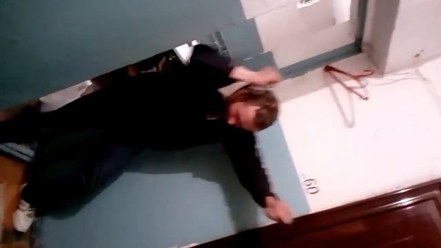 Пойду вотки найду ,,,,,,,,,,,,,(. . ) смотреть онлайн