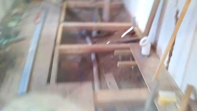 В каркасном доме поддон для душа из фанеры под плитку