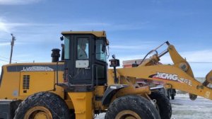 Фронтальный погрузчик XCMG LW500FL 2012 года