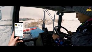 ДЕВУШКА НА ТРАКТОРЕ МТЗ 82.1 | ЧИСТИМ ДОРОГИ