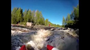 "Бочка" закусила и варит катамаран-четверку на пороге "Мельница", река Укса, Карелия