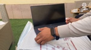 Huawei MateBook D15 Intel Core i3 unboxing