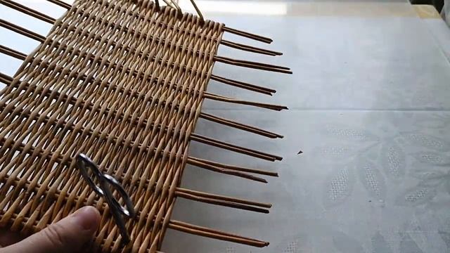 Плетёная корзина для приправ из бумажной лозы. Часть 1. Плетём прямоугольное дно.