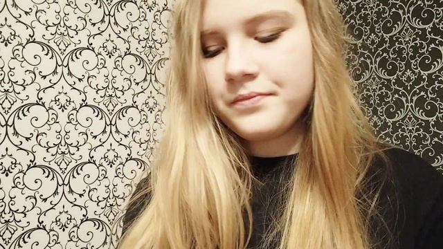 Пробуем новые духи от Soda #Dancingoutinspace смотреть онлайн