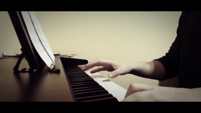 The Cloud Atlas Sextet - Tom Tykwer (piano) смотреть онлайн