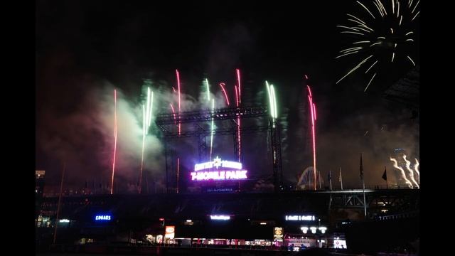 Using the Ricoh GR IIIx as my everyday camera | It's not just for street photography ? смотреть онлайн