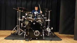 Soundchecking of new Tama Starclassic B/B Performer