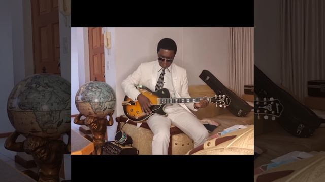 Playing Ibanez George Benson Signature Guitar Model GB10SE! #ibanezguitars #ibanezgb10se #ibanez смотреть онлайн