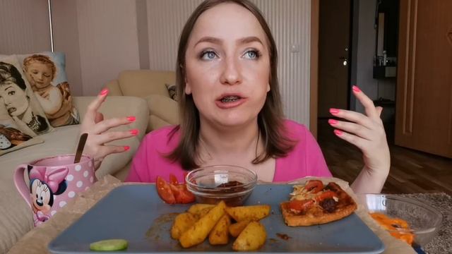 MUKBANG / Как распознать ЖАДНОГО ? мужика / ПП пицца / картошка ПО-ТЕХАССКИ смотреть онлайн