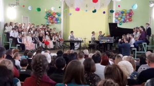 Жили у бабуси на ксилофоне