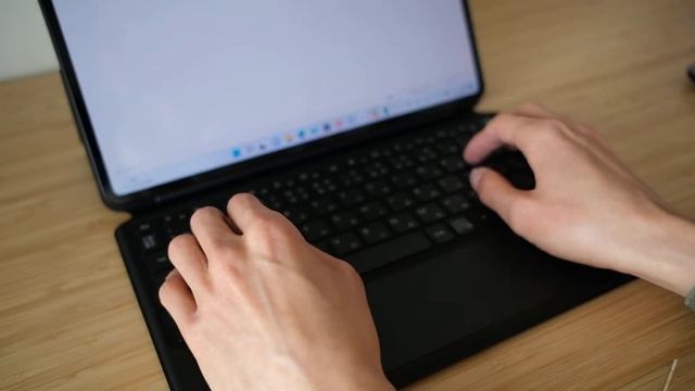 HUAWEI MateBook Eのタイピング音 смотреть онлайн