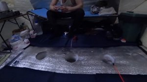 Рыбалка с ночевкой. п.Майкор р.Иньва. Безмотылка в приоритете. Обзор палатки. Поиски рыбы...