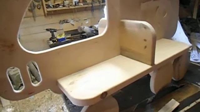 Детская скамейка .