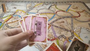 ПОСТРОЙ СВОЮ ДОРОГУ! ОБЗОР И ПРАВИЛА НАСТОЛЬНОЙ ИГРЫ "БИЛЕТ НА ПОЕЗД: ЕВРОПА"!