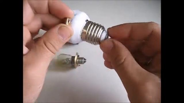 Как сделать переходник с большого патрона на лампу с маленьким цоколем? смотреть онлайн