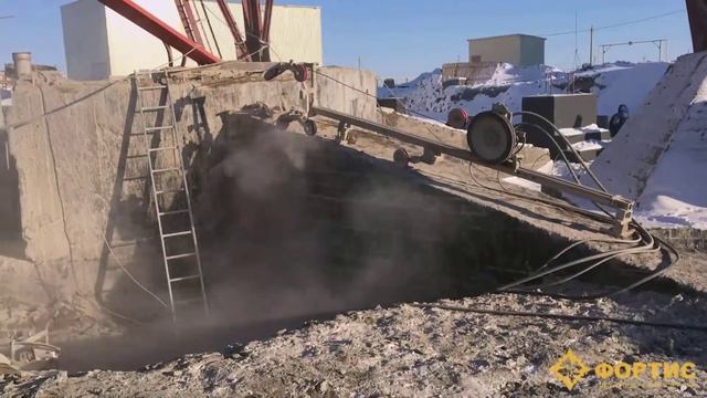 Разборка воротника шахтного ствола ООО «Башкирская медь». УГМК-Холдинг. ГК Фортис. Видео - 2 смотреть онлайн