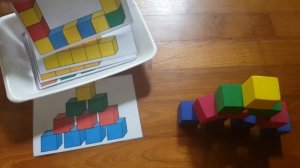 Activities for preschoolers using colour cubes