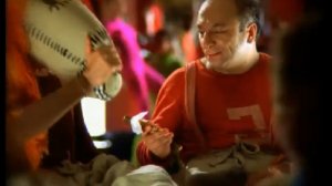 В России запустили рекламу Твикс 1998 года