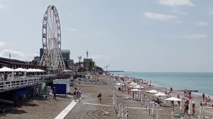Что посмотреть и куда сходить в Абхазии - Набережная в Новой Гагре