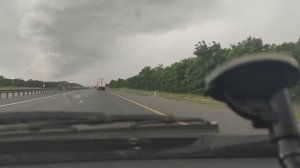 От дождя иногда ломаются стеклоочистители...