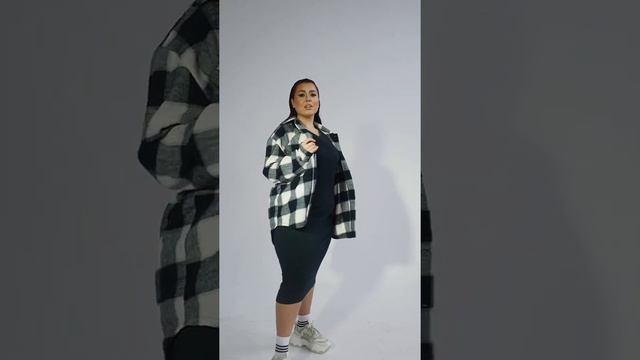 Куртка рубашка в зеленую клетку с накладными карманами смотреть онлайн