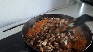 Зафаршируем баклажаны и кабачки  грибами и овощами