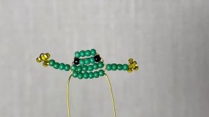 Прыгающая лягушка из бисера | Anastasia Glukhova |