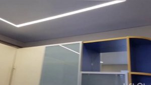 Натяжной потолок в кухне