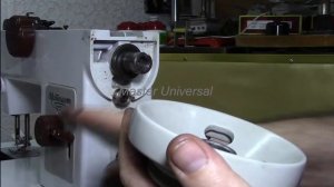 Чайка 134. Смазываем ручной привод, шкив и челнок. Видео № 157.