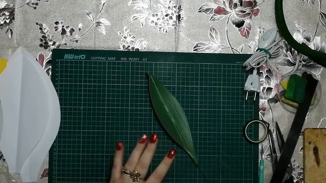 МК настольная лилия из изолона 2 мм.махровая лилия малышка.светильник из изолона. смотреть онлайн