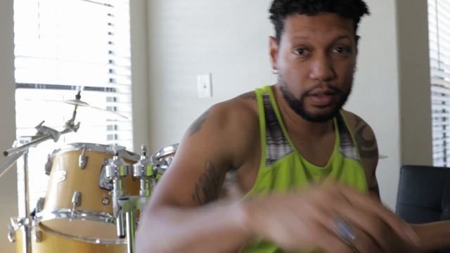 Canon EOS R:  Is it any good in 2021?! смотреть онлайн