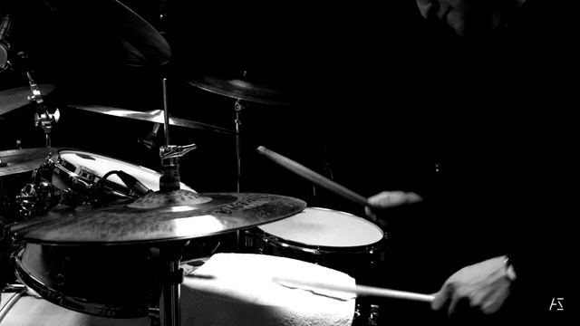 Hillsong Young & Free - Falling into You (acoustic) Drum cover | Ales Sobol смотреть онлайн