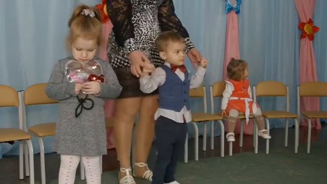 8 марта 2018 в садике 39 Харьков. Ясельная группа 3 смотреть онлайн