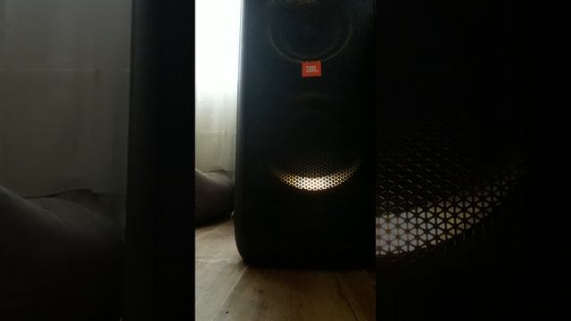 Jbl partybox 200 смотреть онлайн