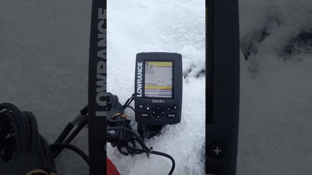 lowrance elite-3x На зимней рыбалке