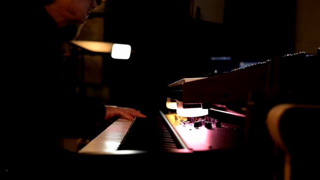 Upper Awosting: Improvisation For Prophet 6 and Yamaha YC88 смотреть онлайн