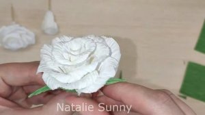 Белые розы из бумаги / цветы из гофрированной бумаги / DIY